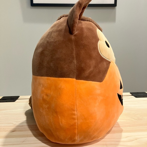 Wade the Pumpkin Werewolf Squishmallow - Halloween and Fall festive - Picture 4 of 6